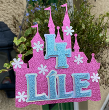 Load image into Gallery viewer, Frozen Castle Cake Topper

