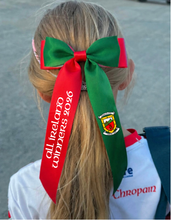 Load image into Gallery viewer, Mayo Satin Bows
