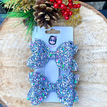Load image into Gallery viewer, Silver Glitz glitter bow

